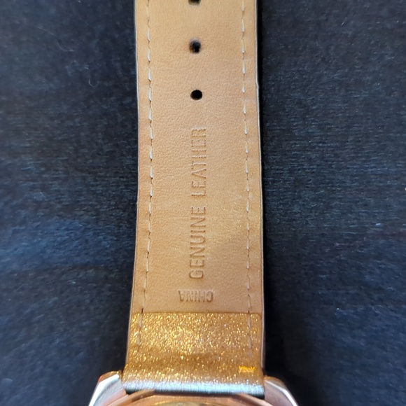 Guess Glitter & Crystal Watch - Picture 10 of 13